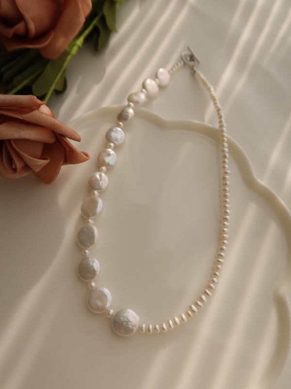 Simone Baroque Pearl Necklace