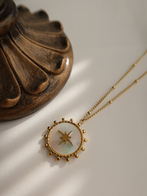 Clover Necklace