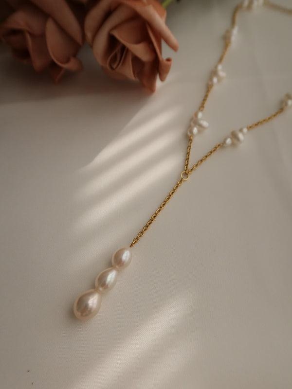 Charlie Pearl Necklace