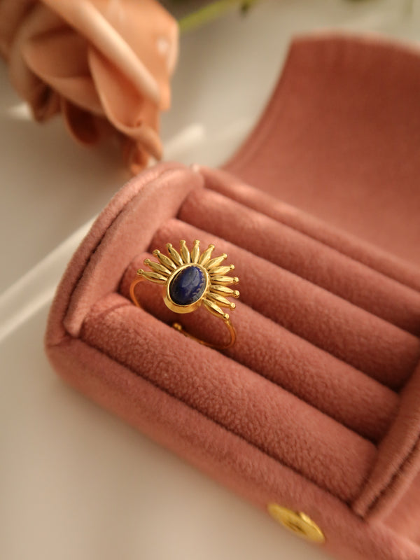 Claudia Ring