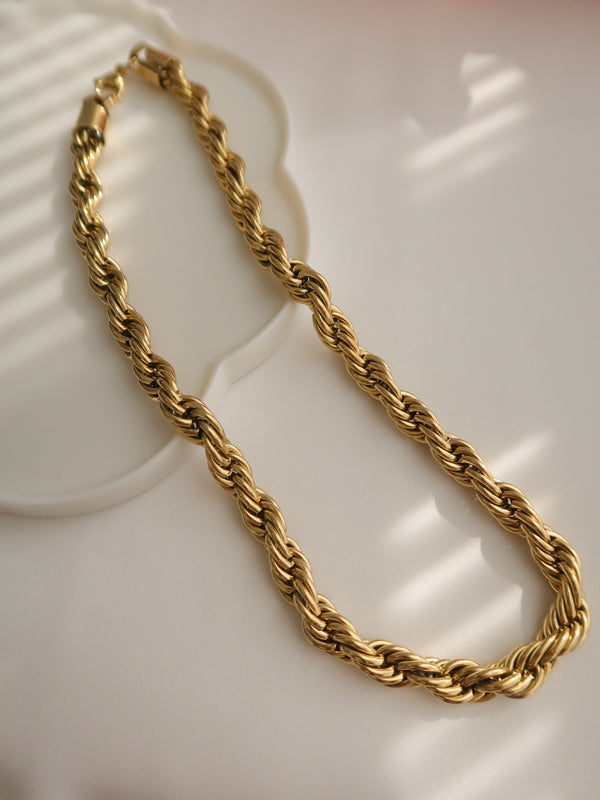 Joint Necklace