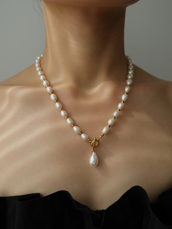 Grace Pearl Necklace